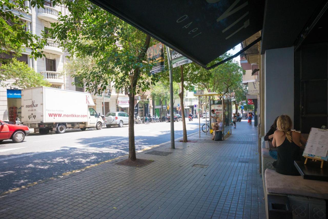 Senator Barcelona Apartments Экстерьер фото